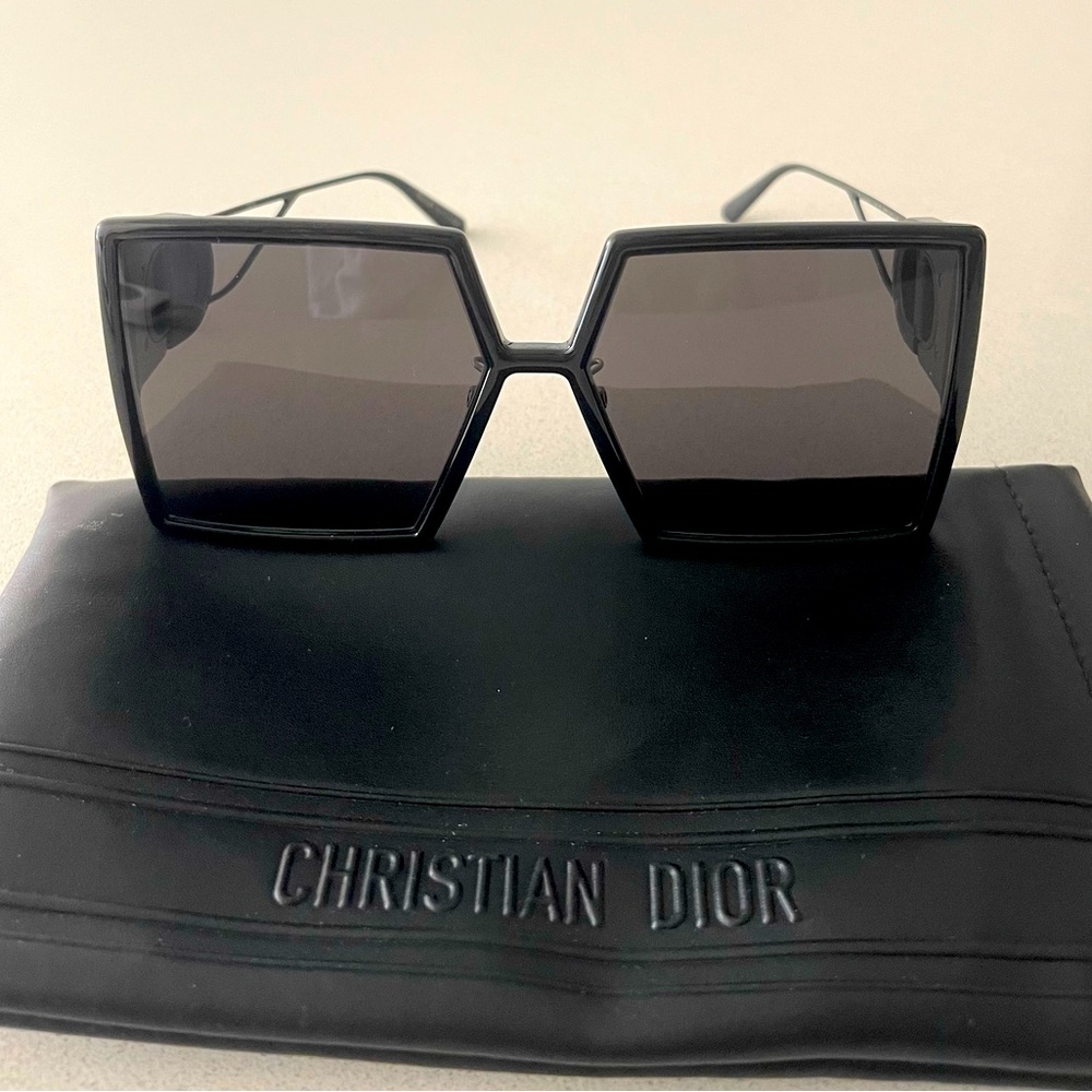 Christian Dior 30Montaigne SU Sunglasses